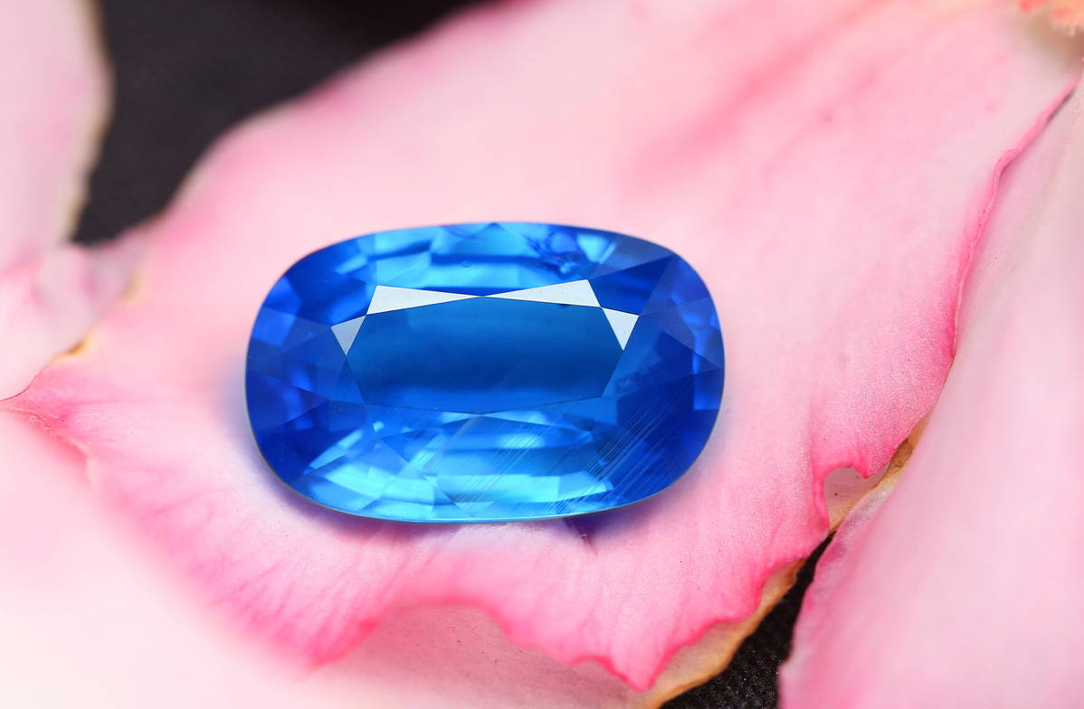 What is the spiritual meaning of sapphire