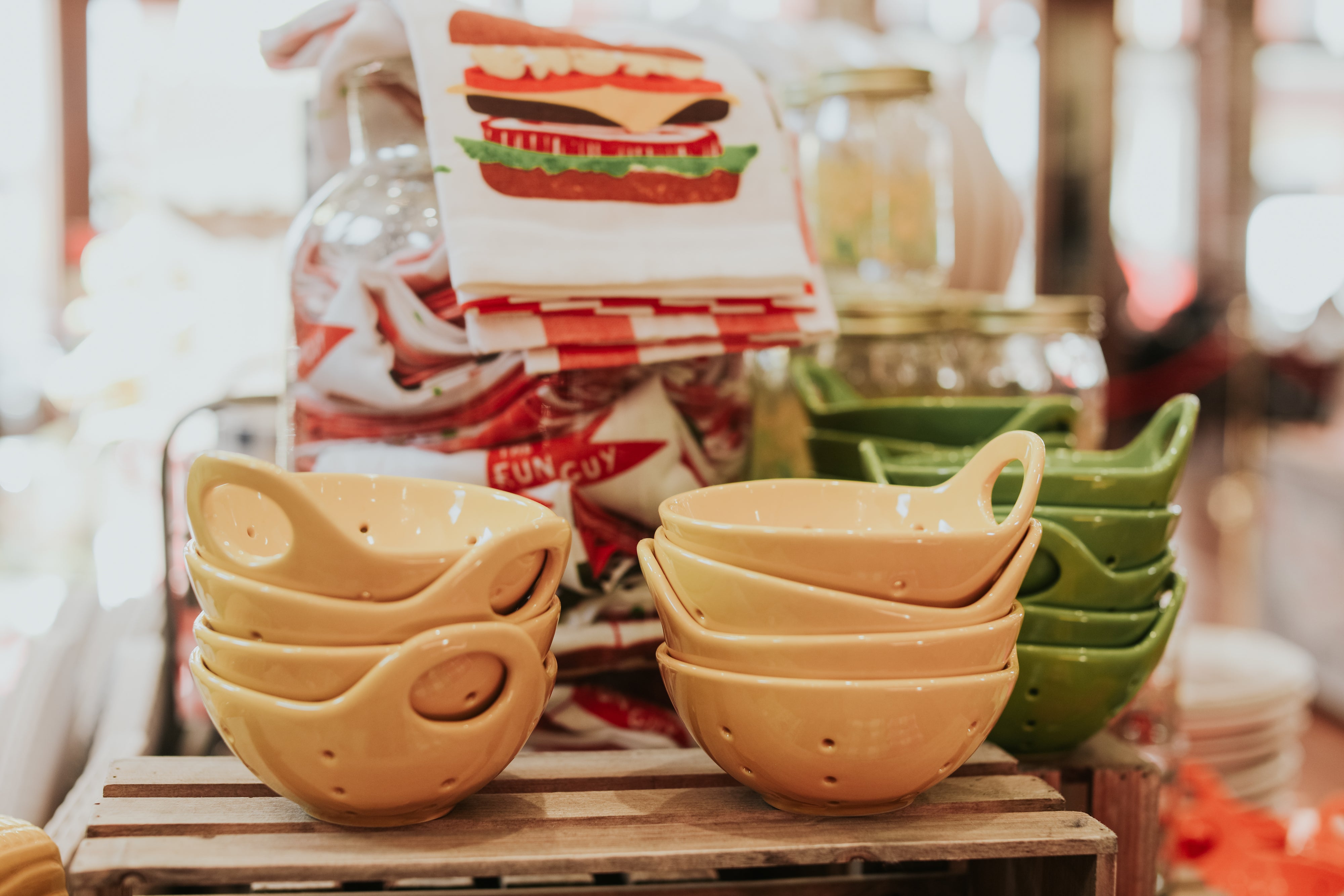 pioneer woman berry colander