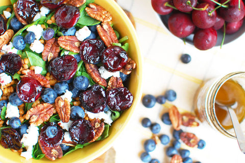 Low FODMAP Grilled Strawberry Salad with Goat Cheese and Balsamic Vinaigrette Recipe