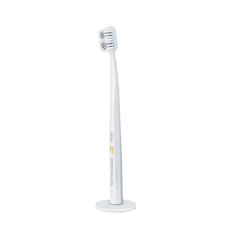 Ukiwi Wide Ultra Clean Toothbrush (Kiwifruit) White 1s - DoctorOnCall Farmasi Online