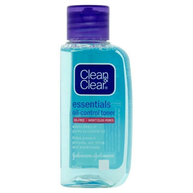 Clean and Clear Essential Oil Control Toner 50ml - DoctorOnCall Farmasi Online