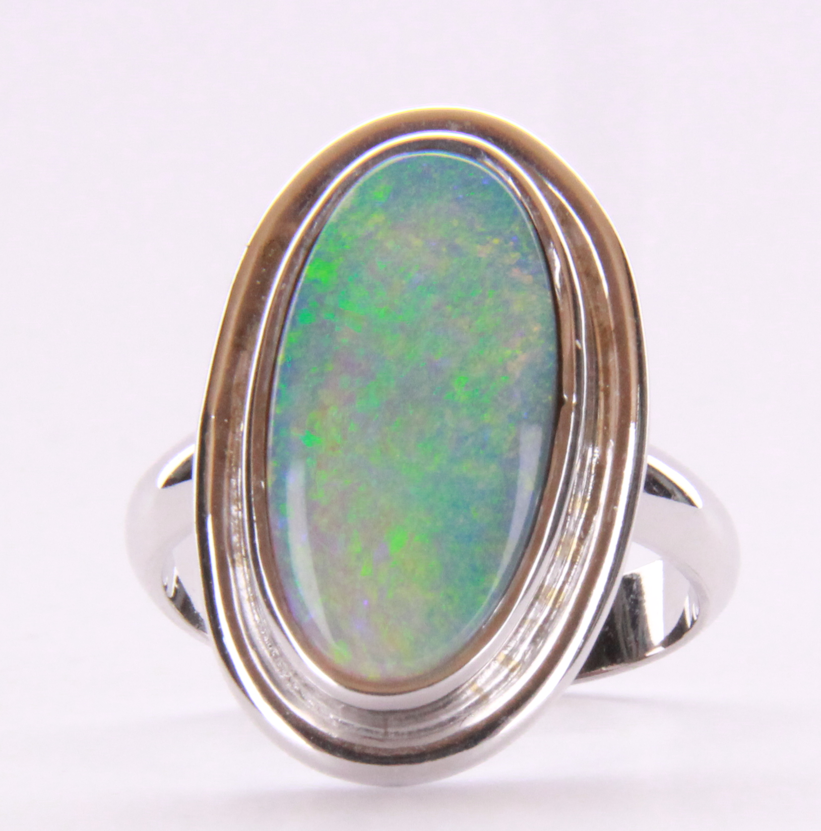 18K White Gold Semi Black Opal Ring 4.65CT 10.84G