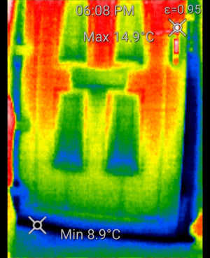 Door in thermal camera shows temperature differences in colors