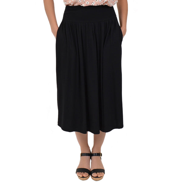 Stretch Is Comfort Women’s Plus Size Rounded Midi Pocket Skirt
