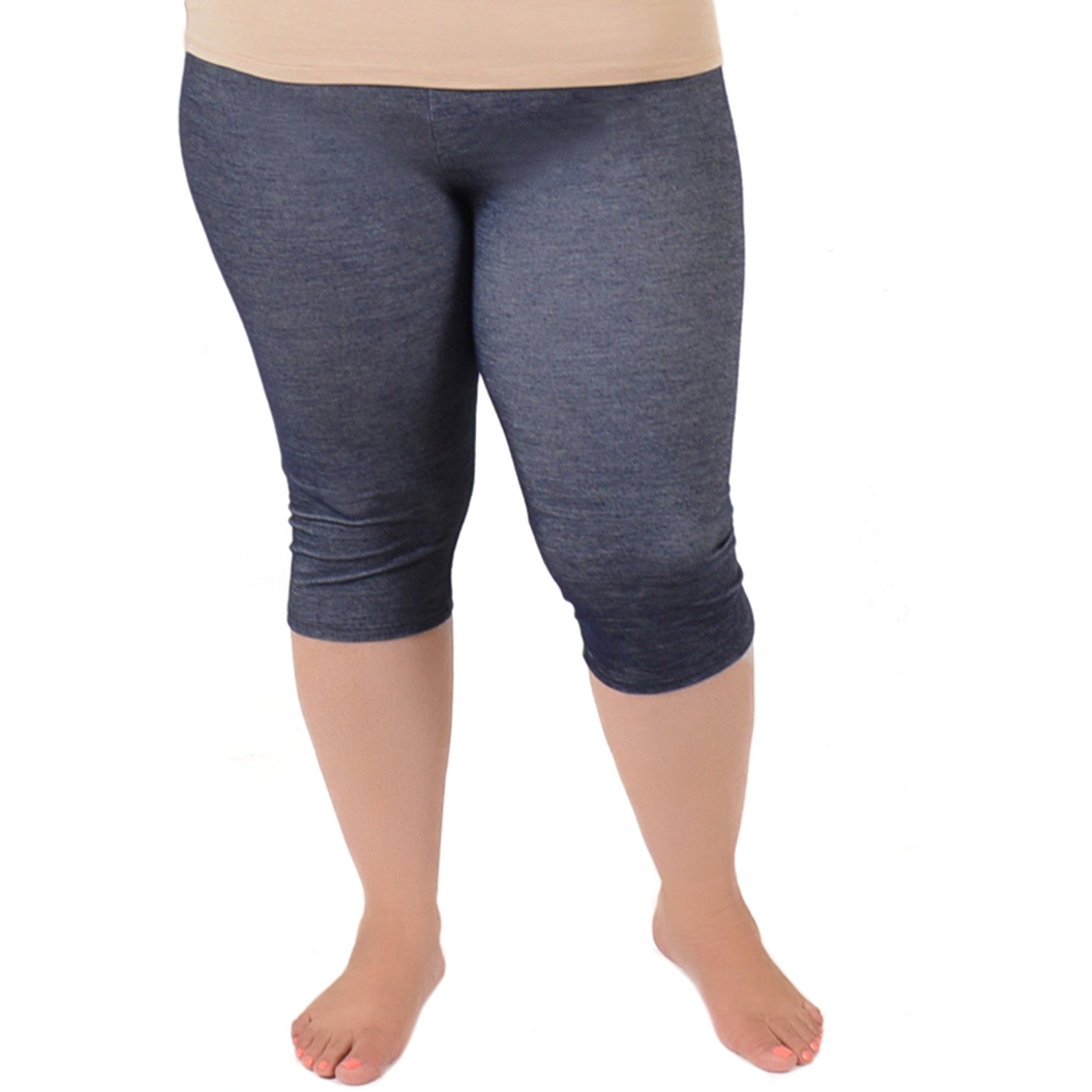 Plus Size Circuit Knee Length Leggings