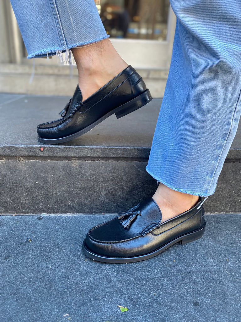 Finn Loafer in Black from Novacas – MooShoes