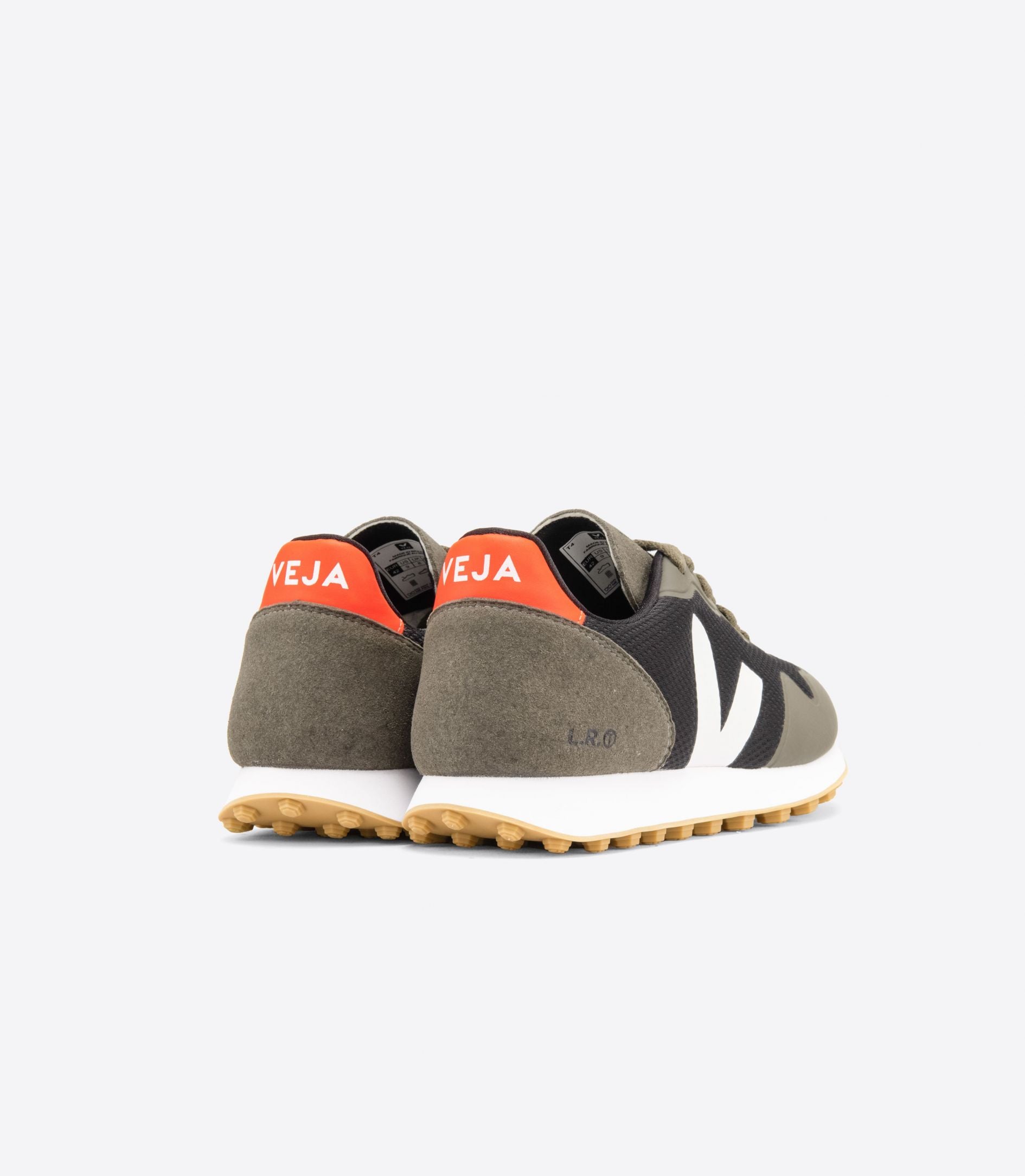 SDU Alveomesh in Black White Kaki from Veja