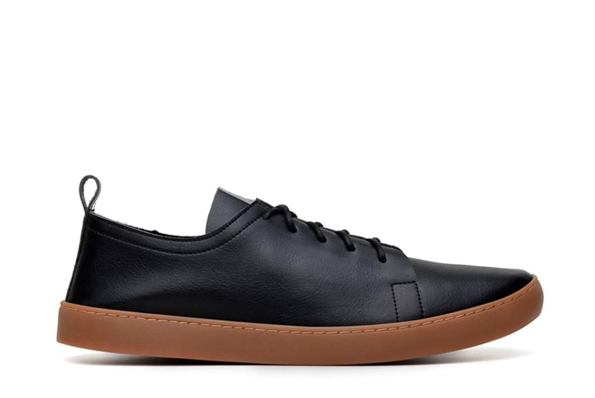 Andy Sneaker in Black from Ahimsa – MooShoes