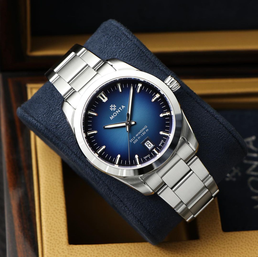 Monta Noble Blue Dial Windup Watch Fair Chicago