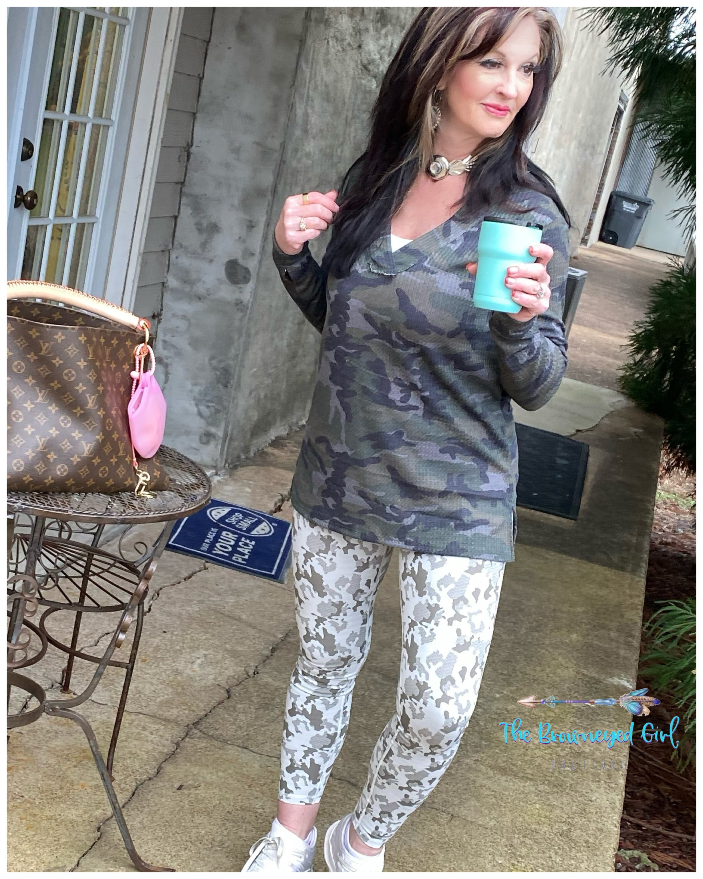 How to Style Camo Leggings for Fall Two Different Ways