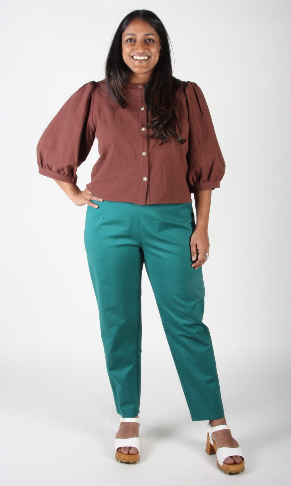 SS423 - S - Serin Blouse - Cocoa