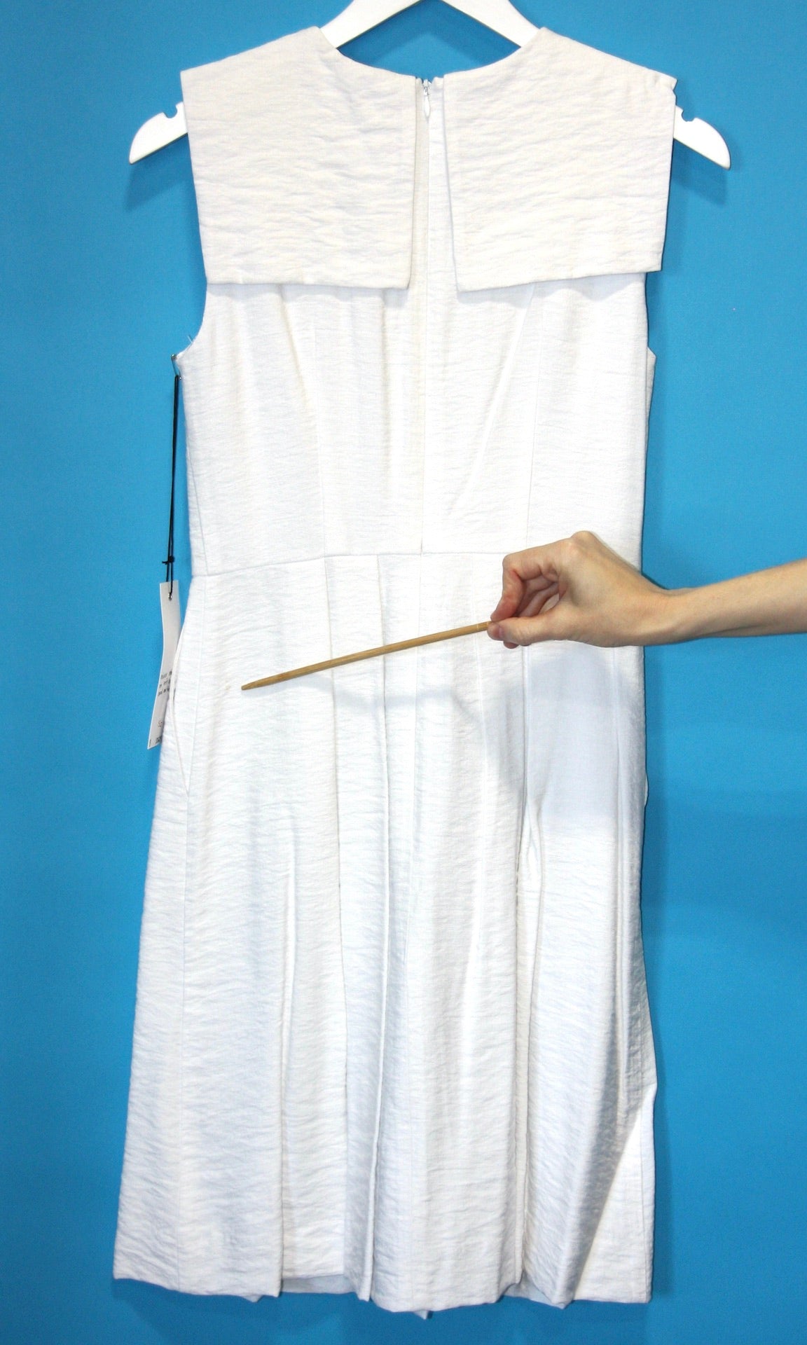 SS129 - 8 - Hover Dress - White