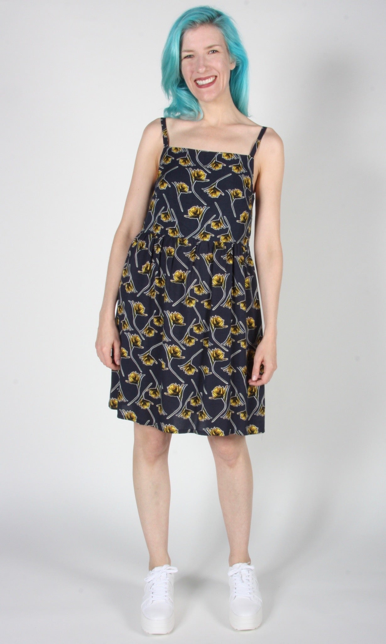 Mountaingem Dress - Navy Zinnia