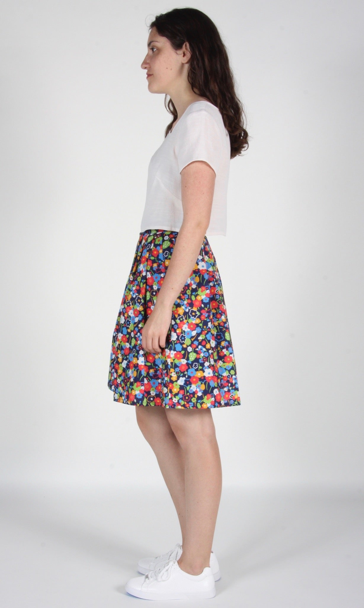 Schiffornis Skirt - Navy London Floral