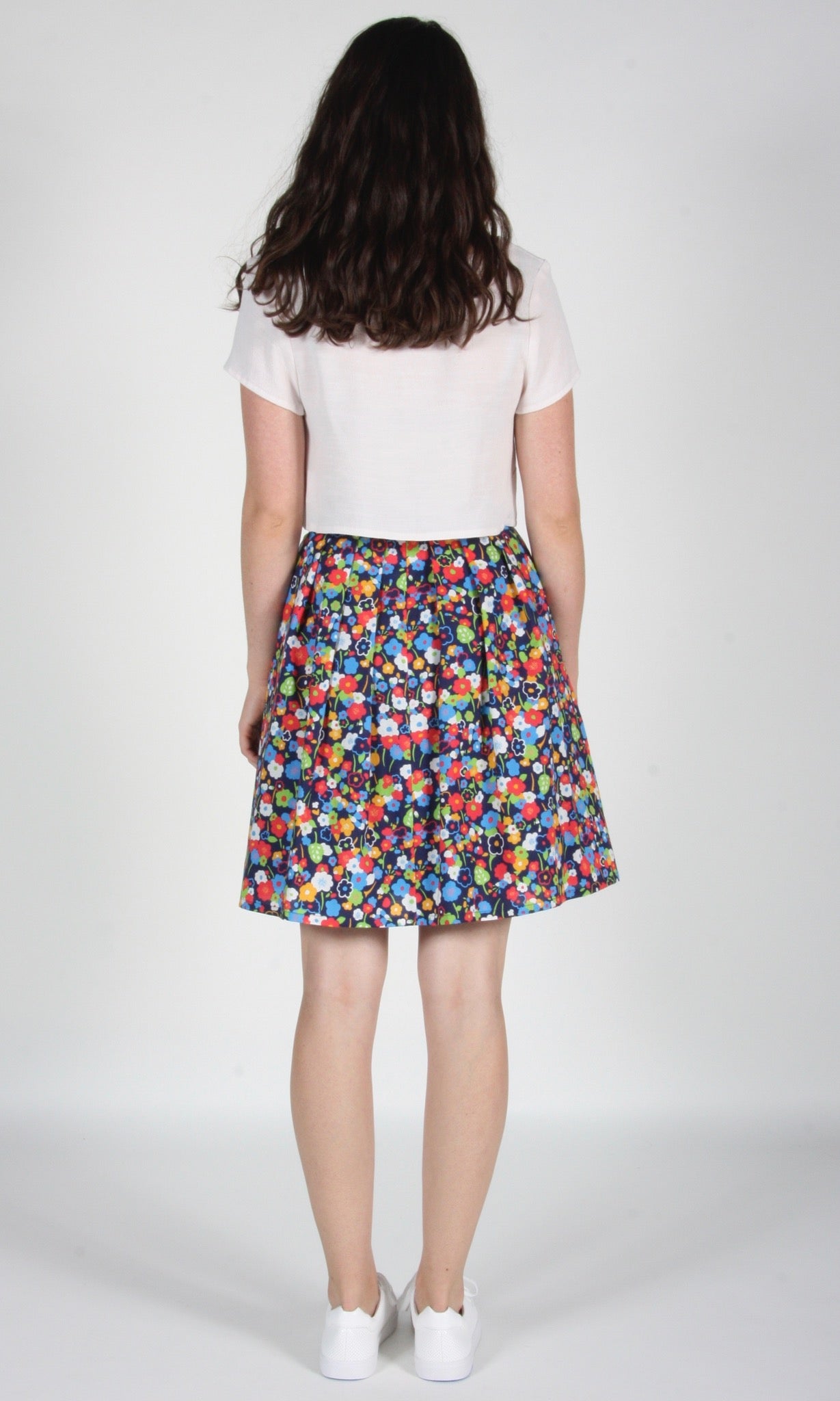 Schiffornis Skirt - Navy London Floral