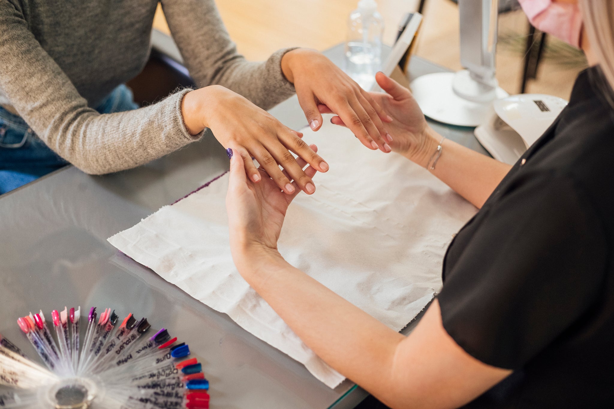 Nail Forms vs. Tips: Which Is Right for You?