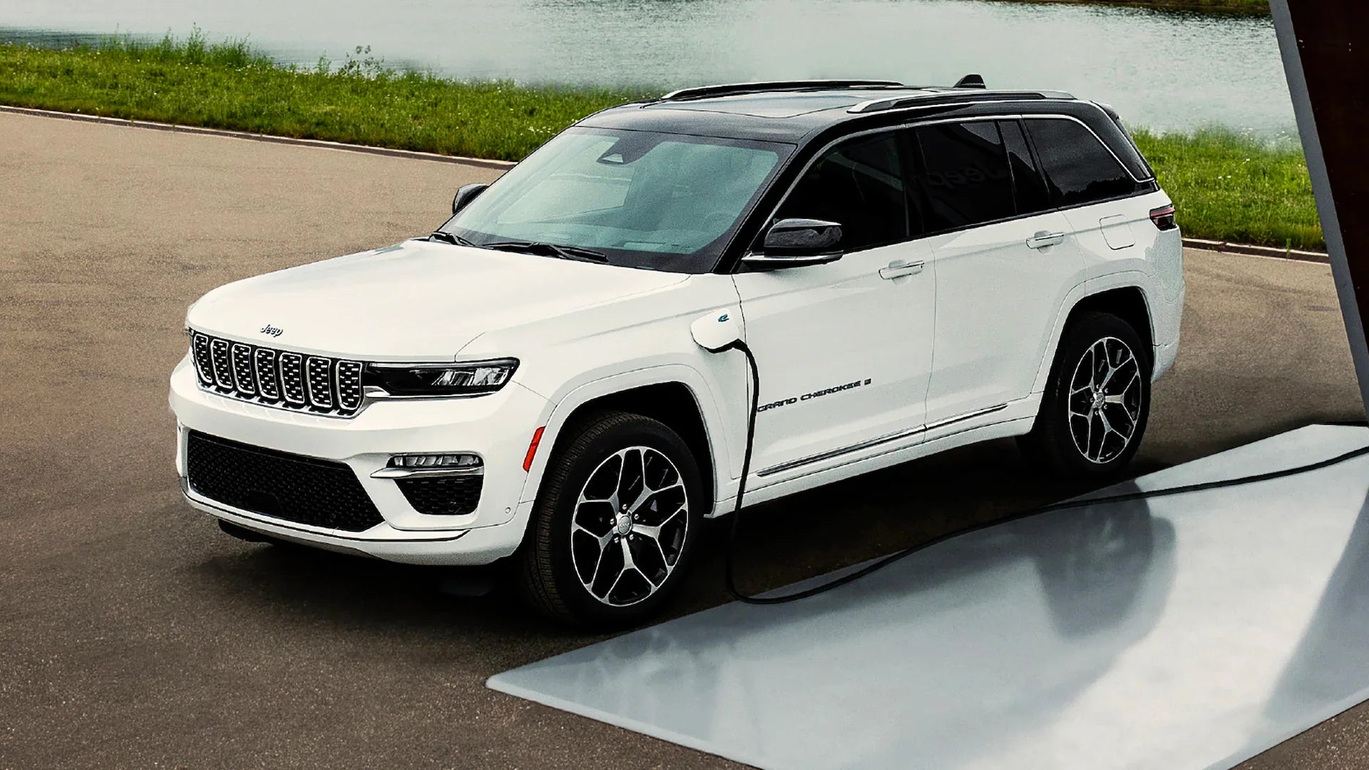 Jeep's Electric SUV Lineup