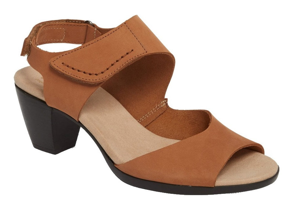 Fabiana Sandal Brown | Munro | European 