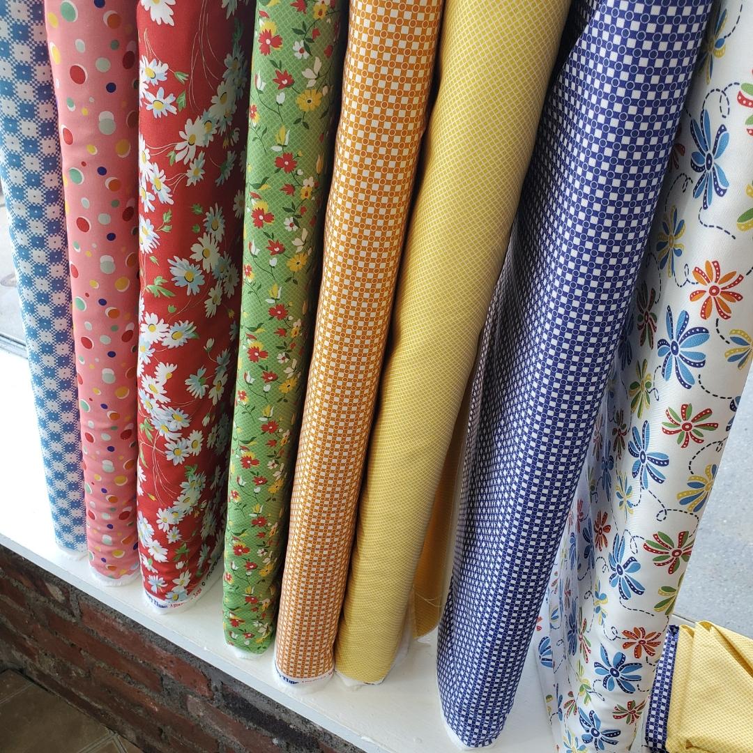 10 Fat Quarters - 1930's -1950's Reproduction Feed Sack Small