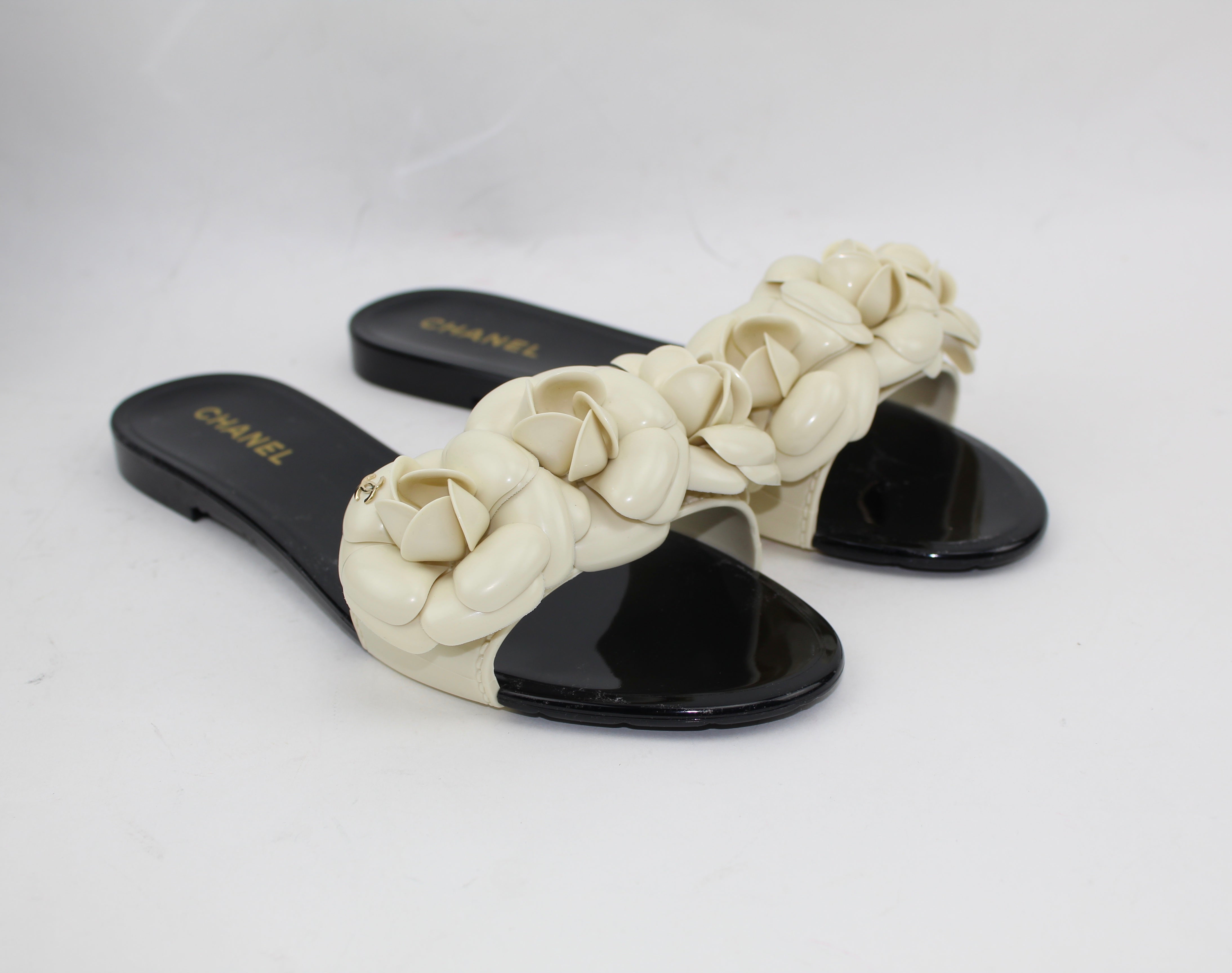 chanel flip flops with flower