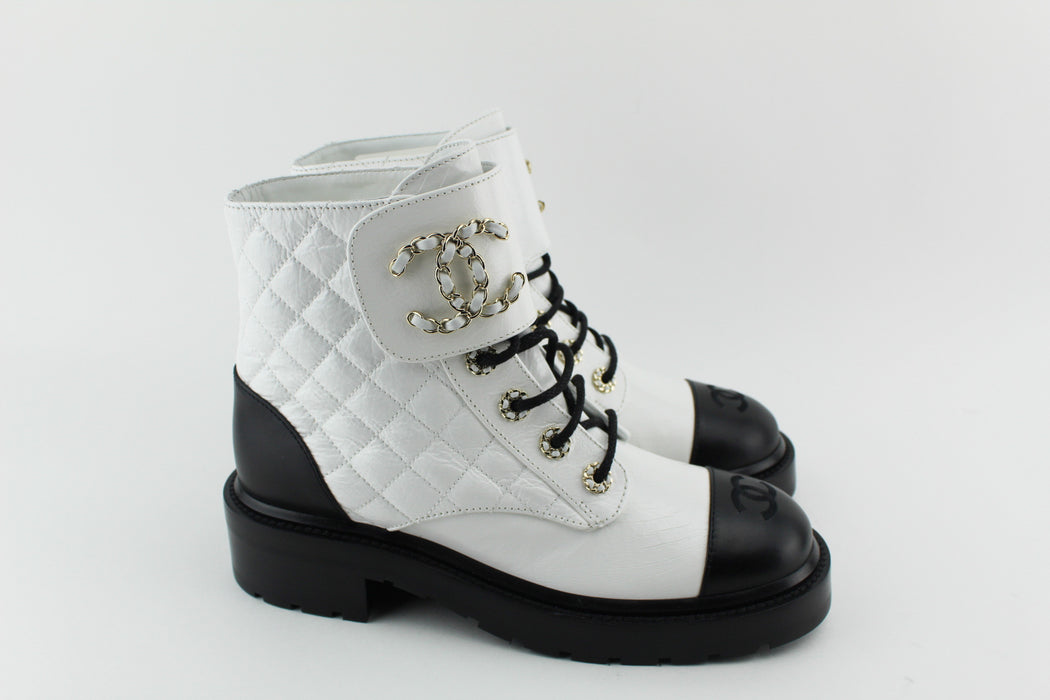 Chanel Women Lace Up Boots White and Black — Luxurysnob