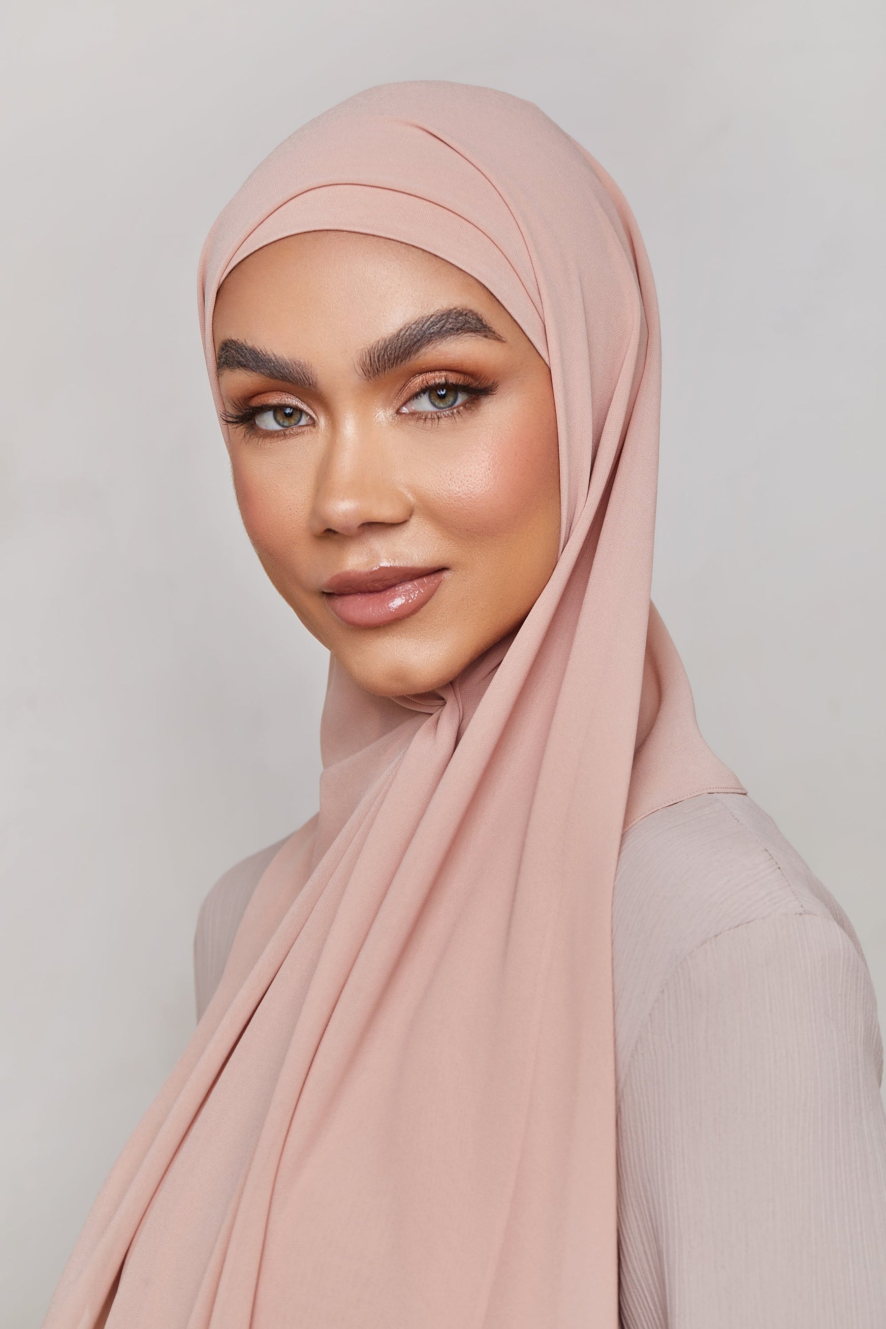 Chiffon LITE Hijab - Mahogany Rose Veiled 