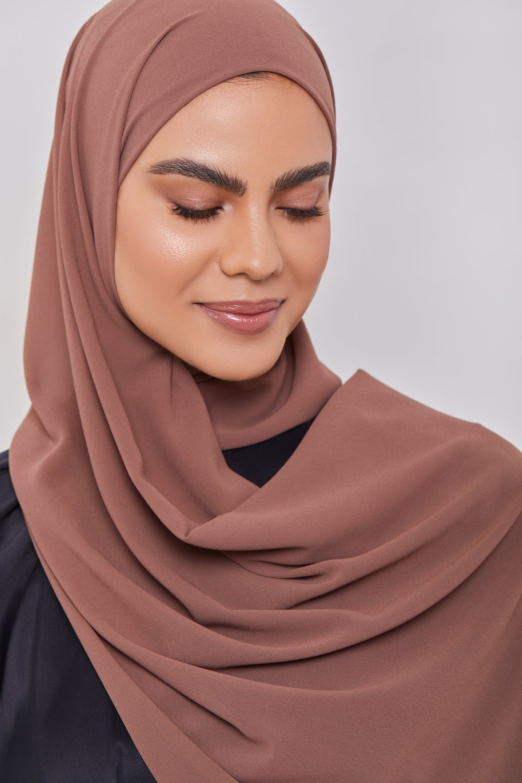 Image of Essential Chiffon Hijab - Chocolate Creme