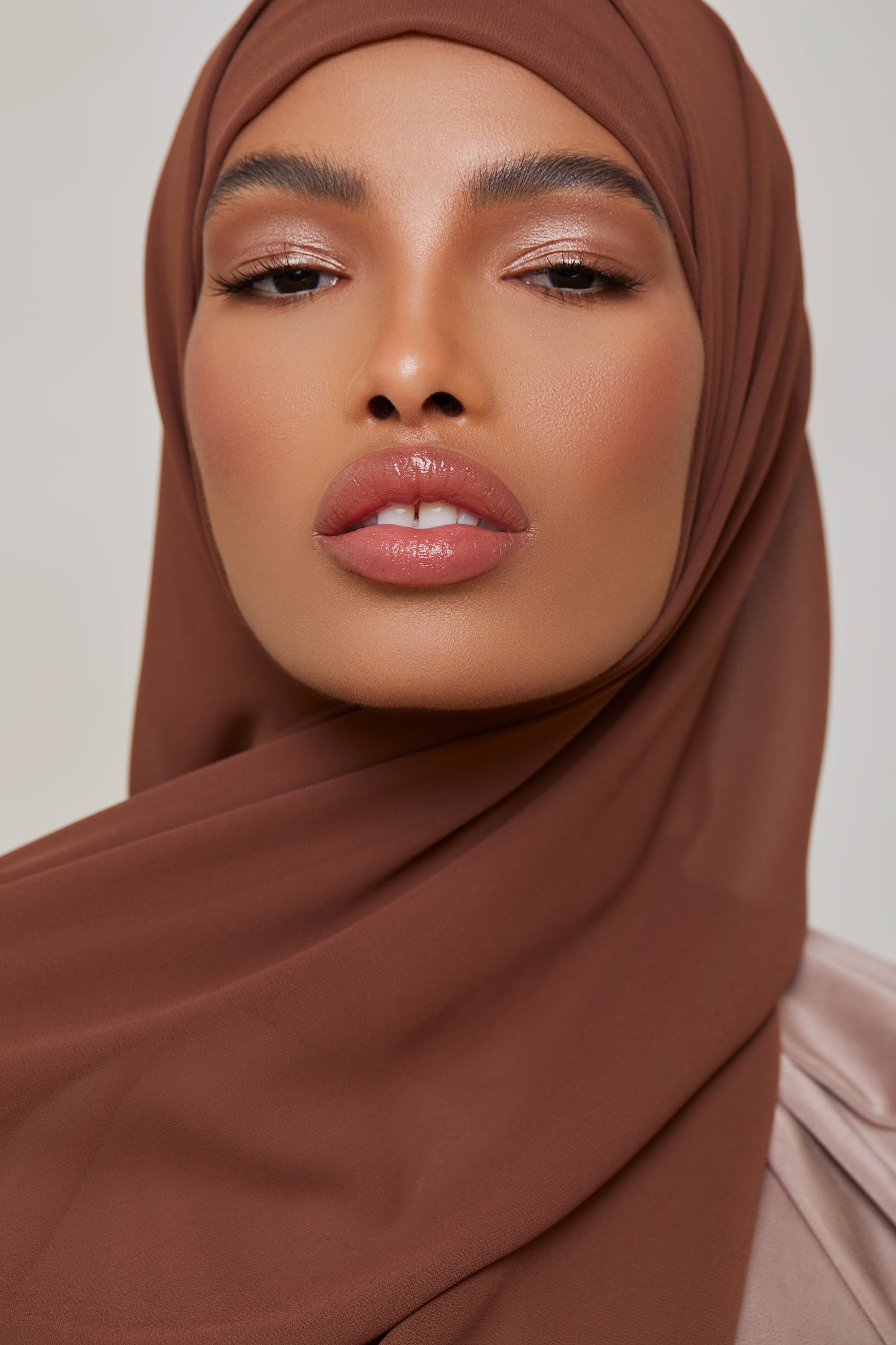 Image of Essential Chiffon Hijab - Dark Mink