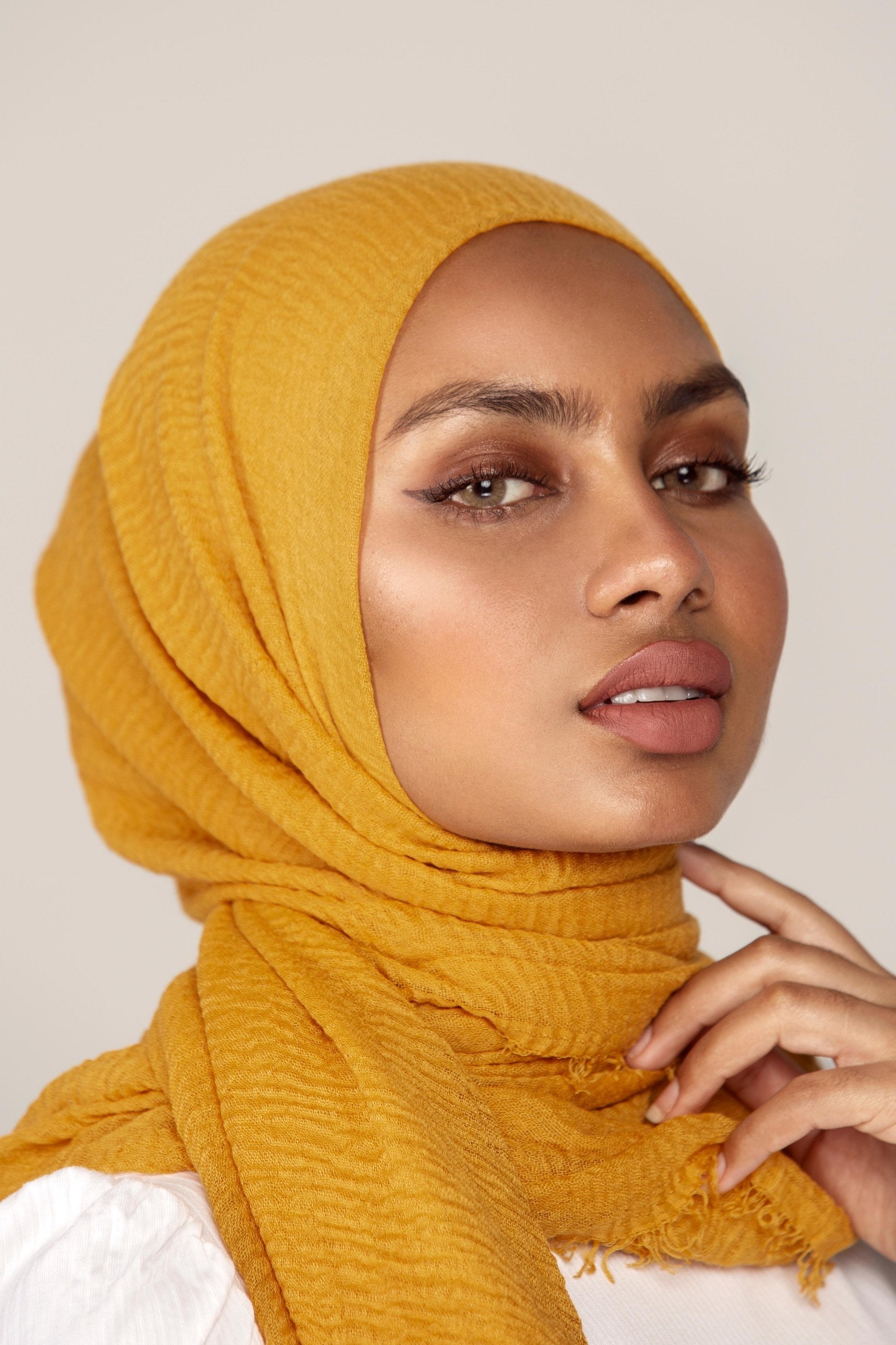 Supper Exclusive Crinkle Shimmer hijab (EZ-F83-C9) – Eziclick