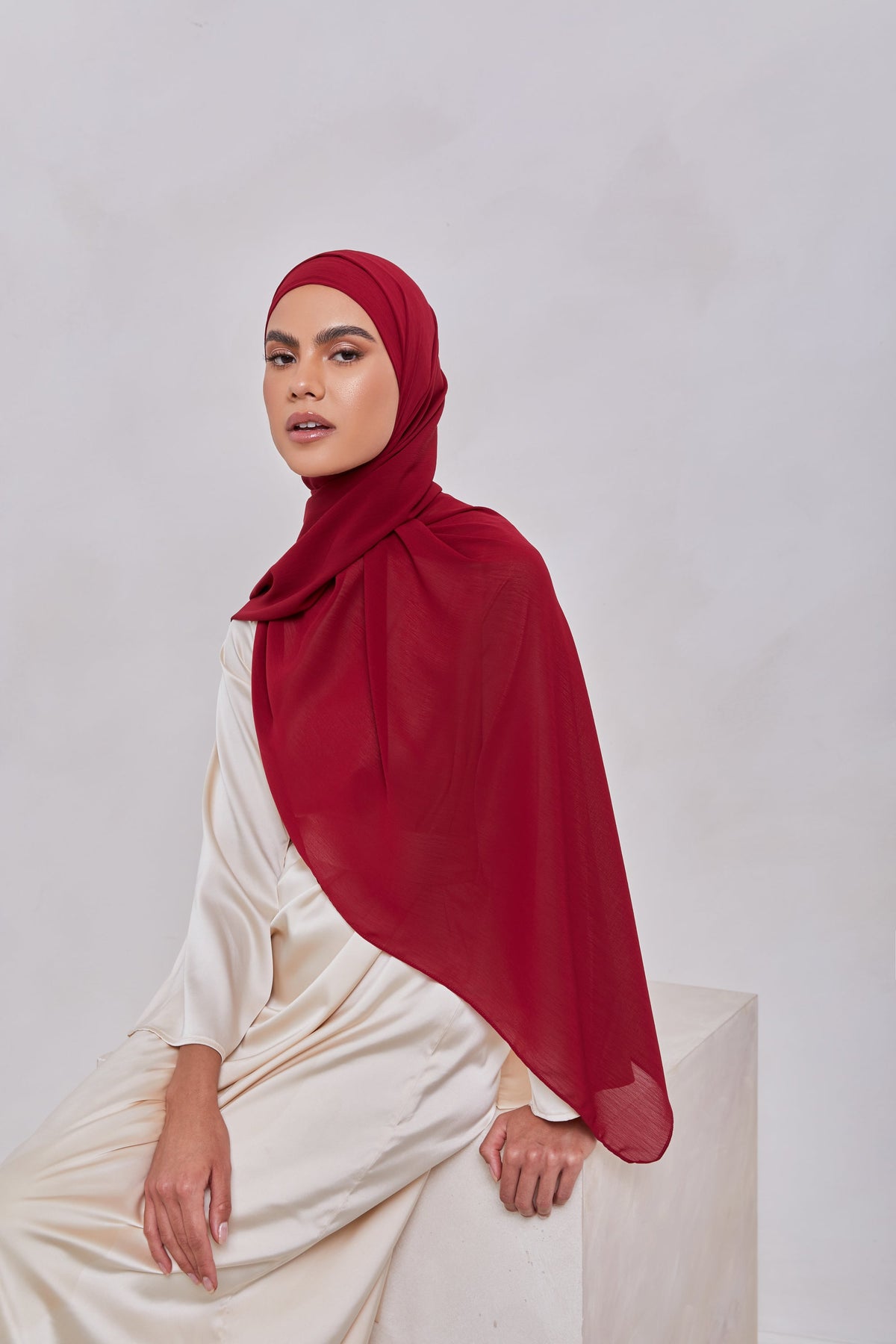 All Red Variety Hijab Magnets – Veilure Couture