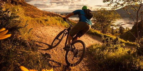 Ciclista en montaña