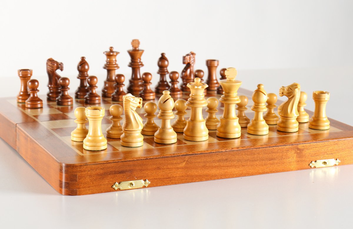 The House of Staunton The Gilded Grandmaster Chess Set, Box, & Board  Combination - 3.25 King - Rosewood Gilded & Boxwood