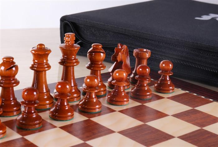 12 magnetic travel chess set in rosewood