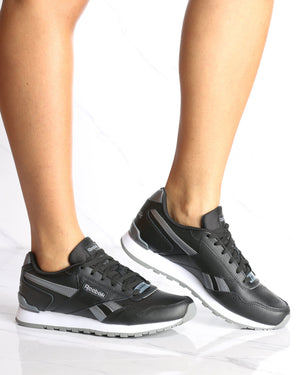 black classic reebok womens