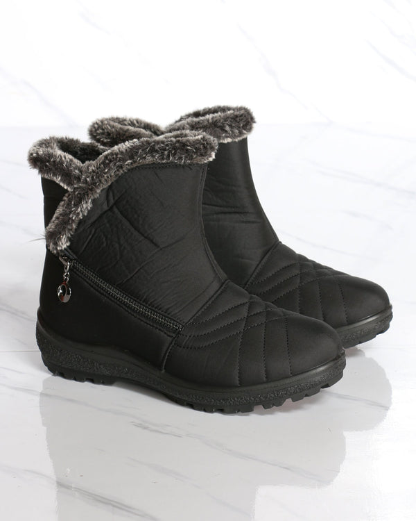 short black winter boots