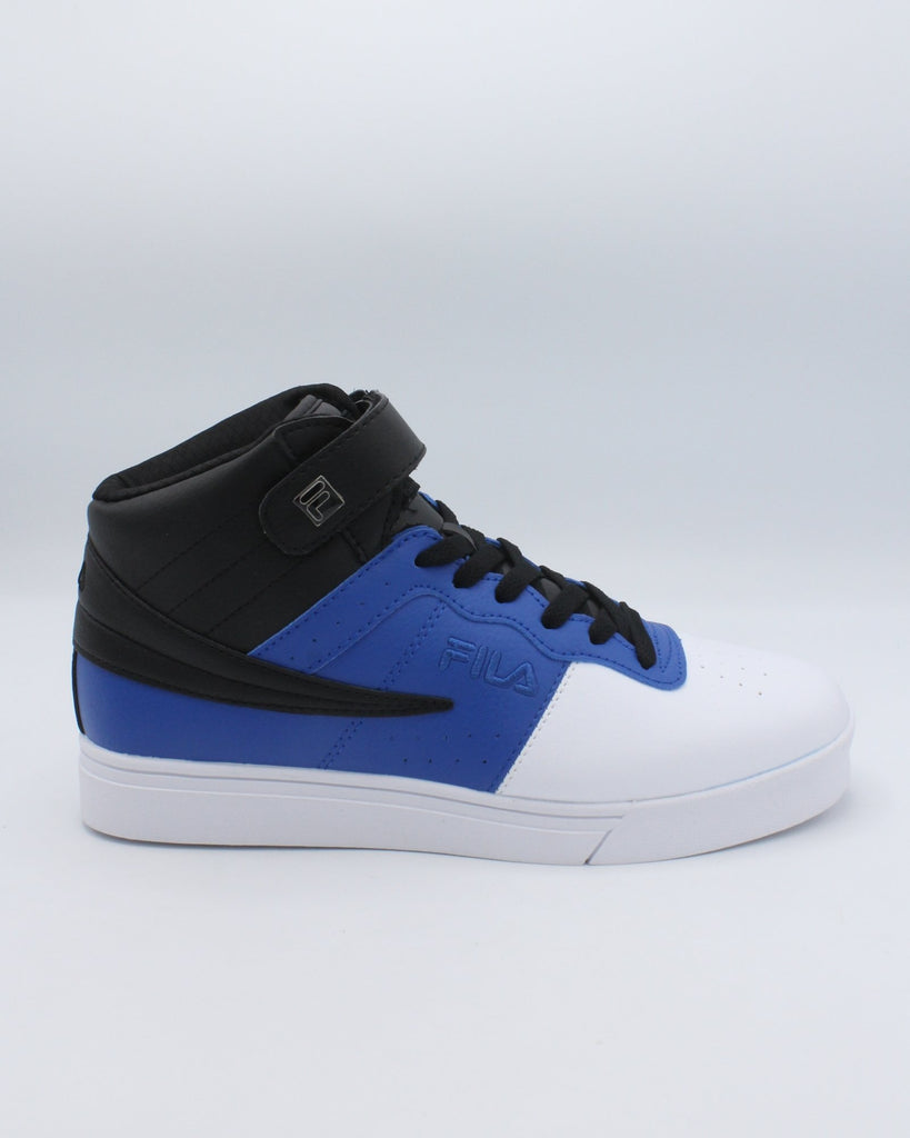 blue and white filas