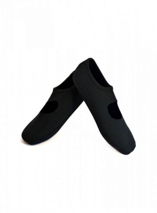 black non slip mary jane shoes