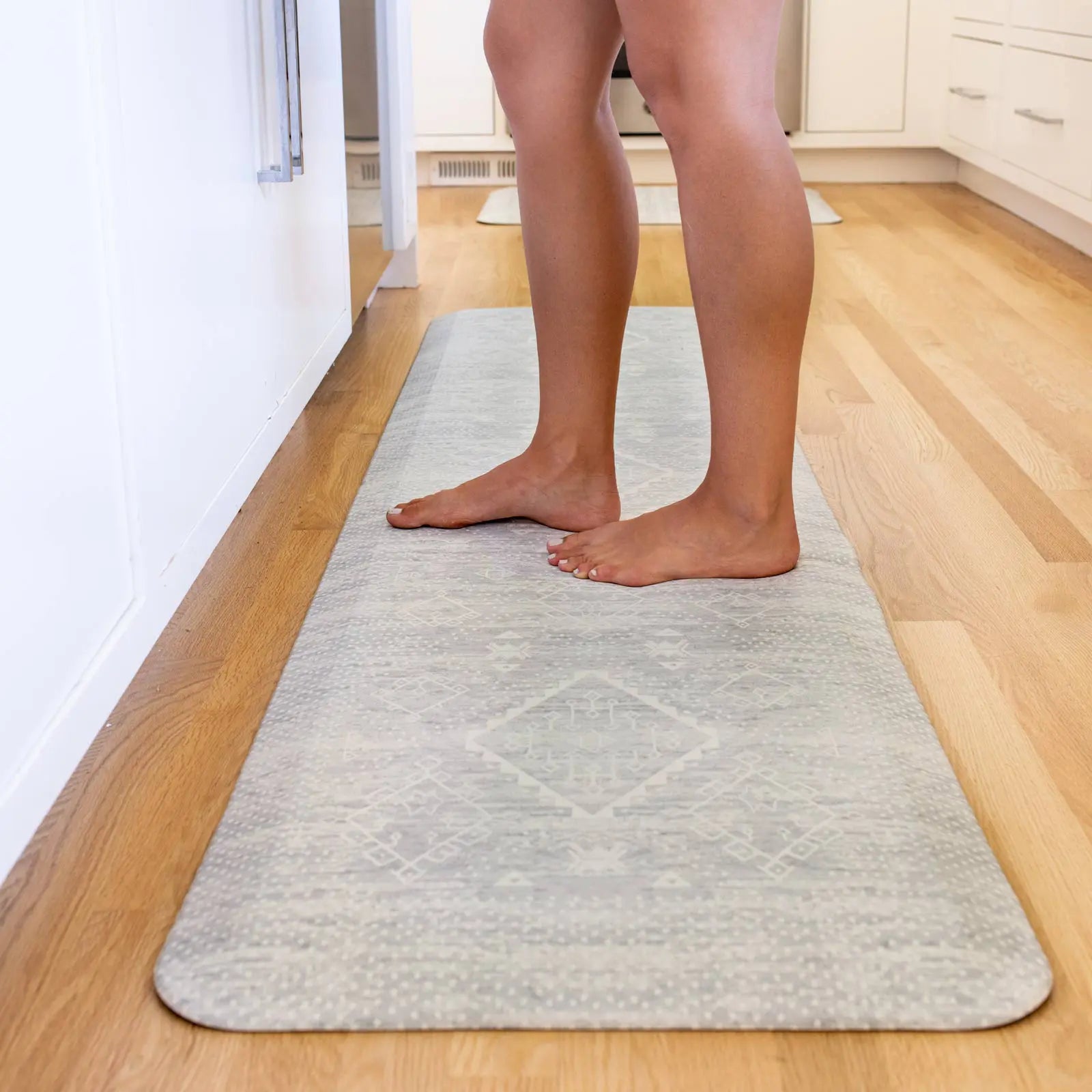 Nature-Inspired Standing Mats : active standing mat