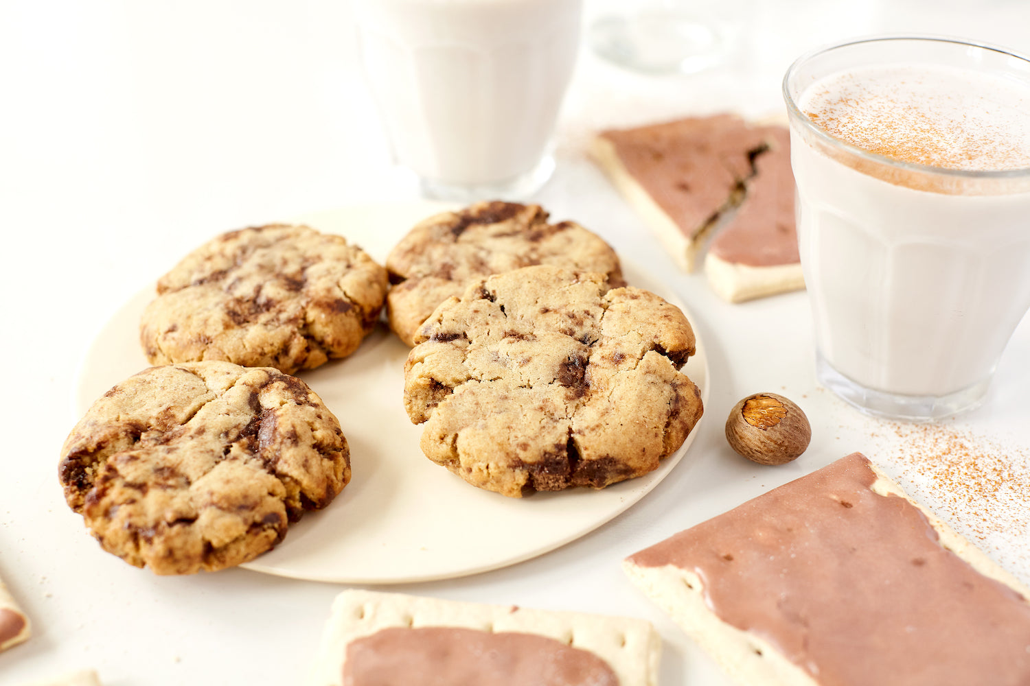 milk and cookies