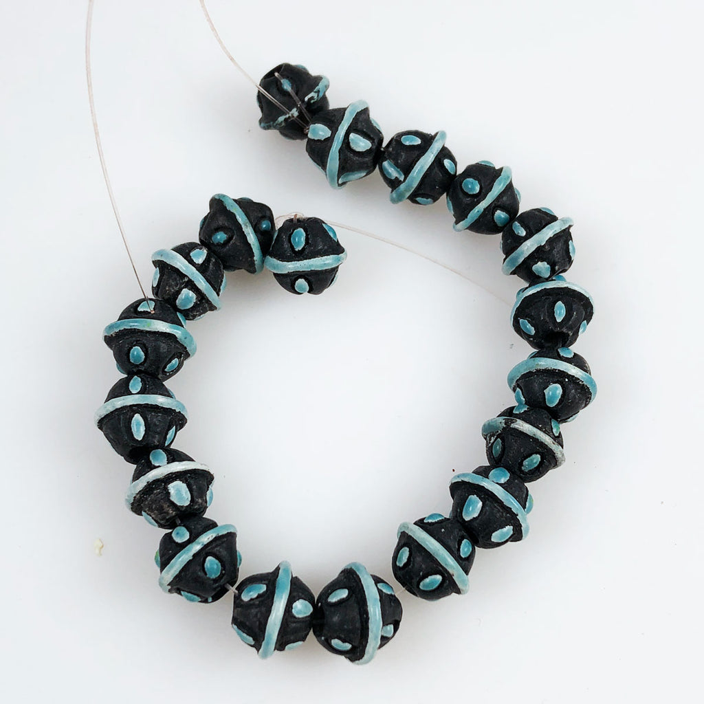 Antique Black & Turquoise Saturn Trade Beads – Estatebeads