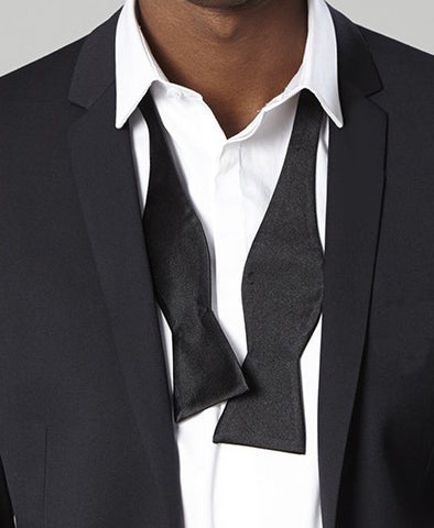 Cotton Park open black bow ties