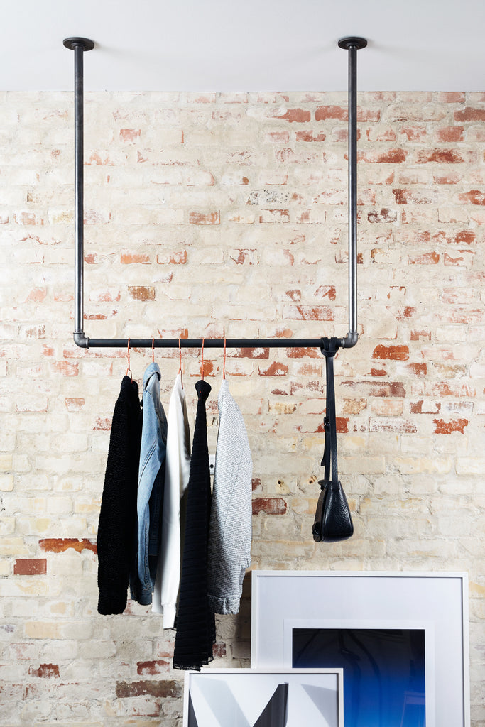 RackBuddy Joey Sussed Clothes Rack in tubi dell'acqua per l'installazione del soffitto