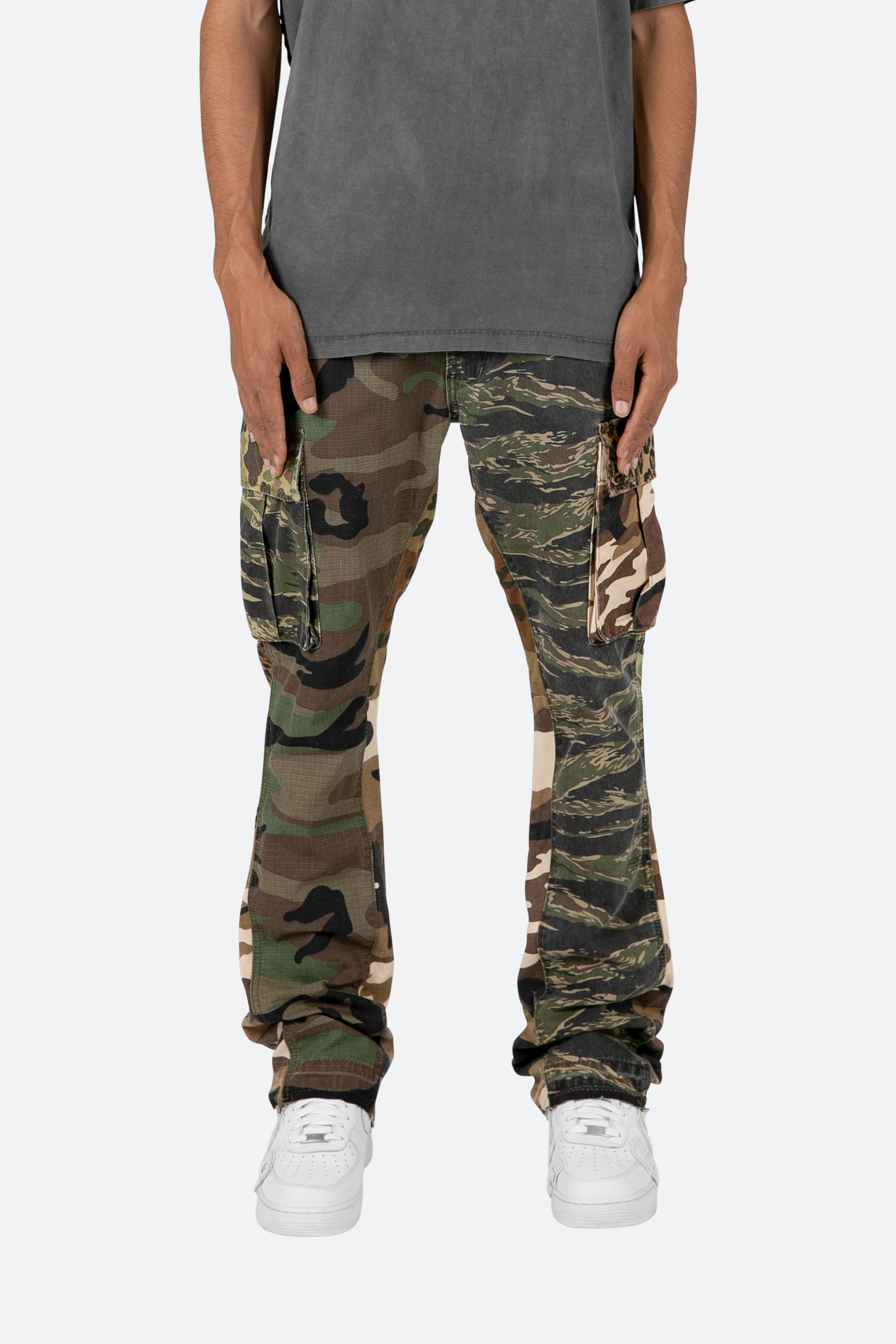 Slim Flare Cargo Pants - Camouflage