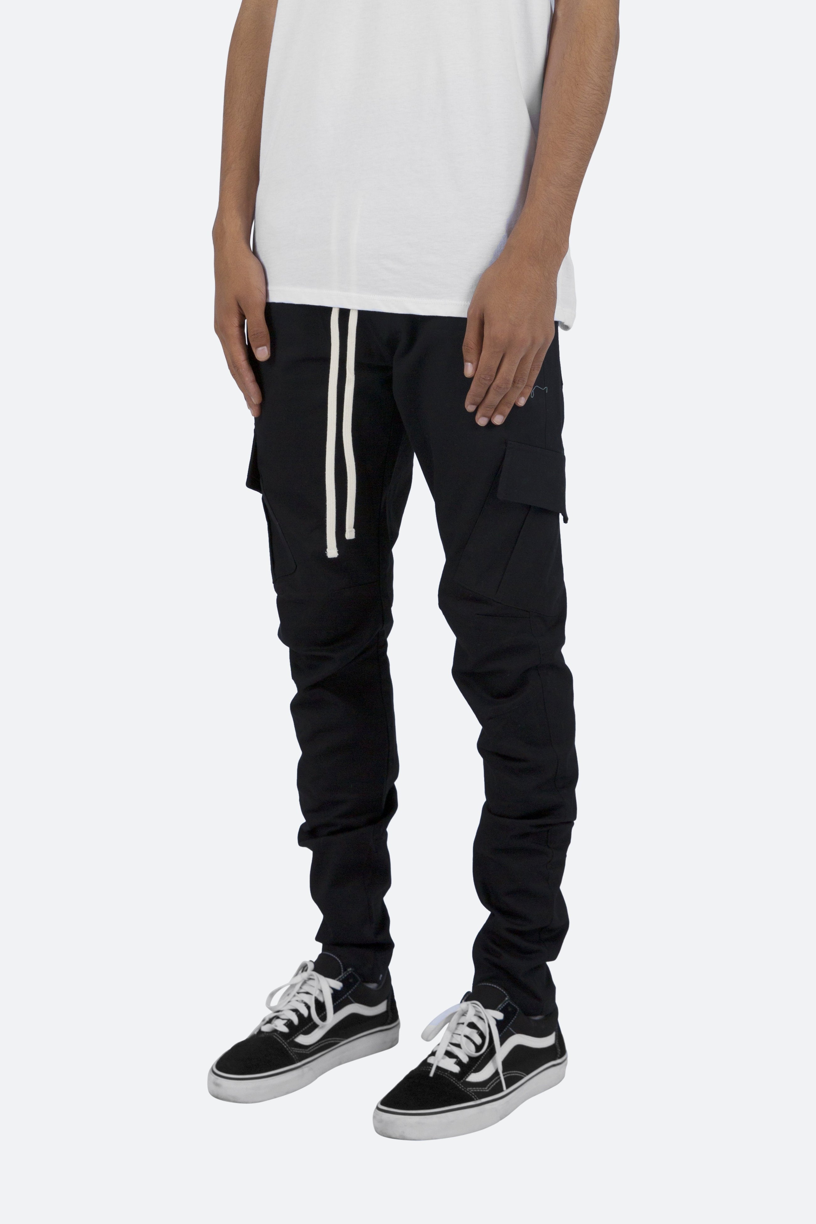 Cargo Drawcord II Pants - Black | mnml | shop now