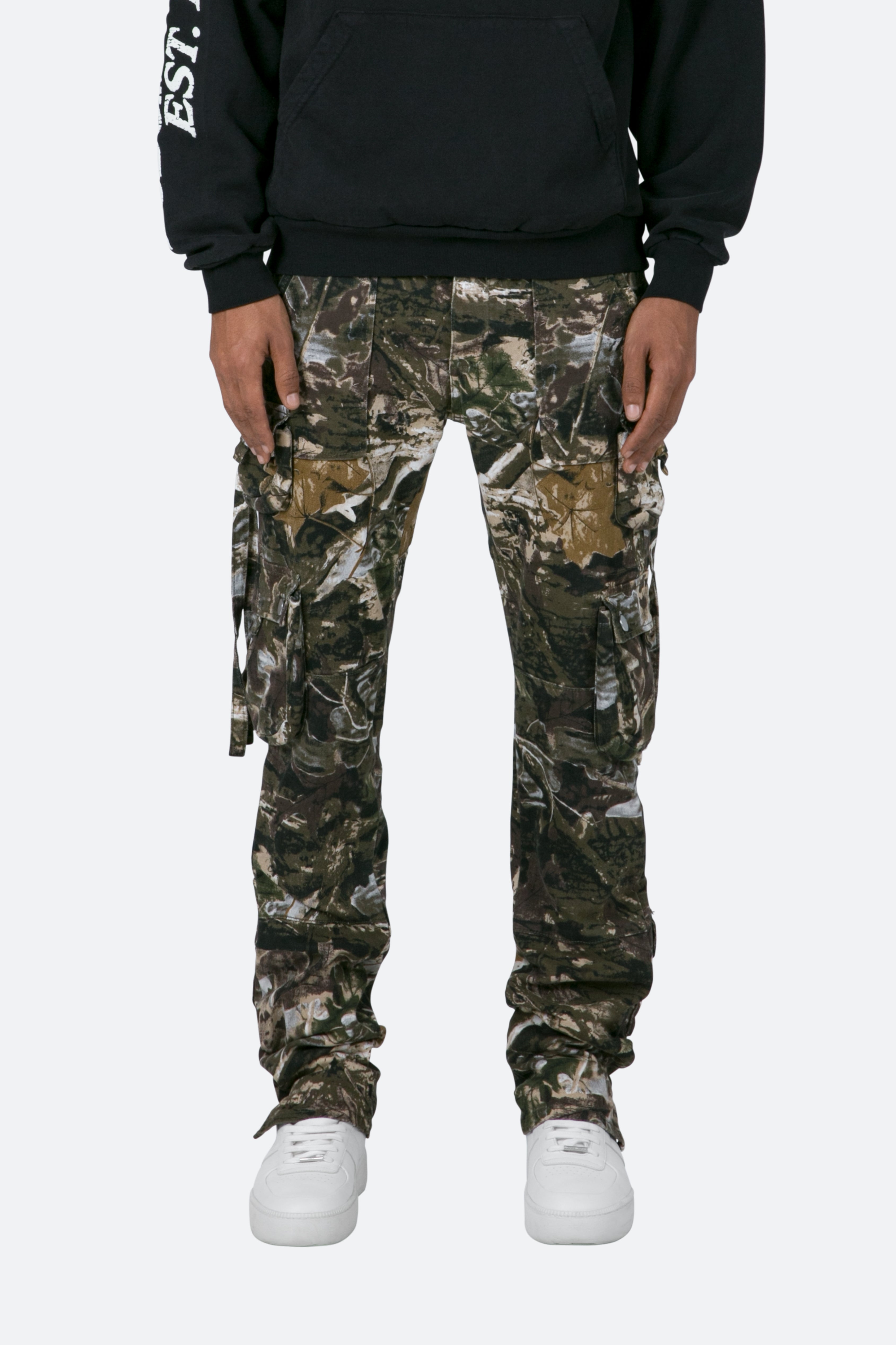 Bootcut Cargo Pants - Hunter Camo | mnml | shop now