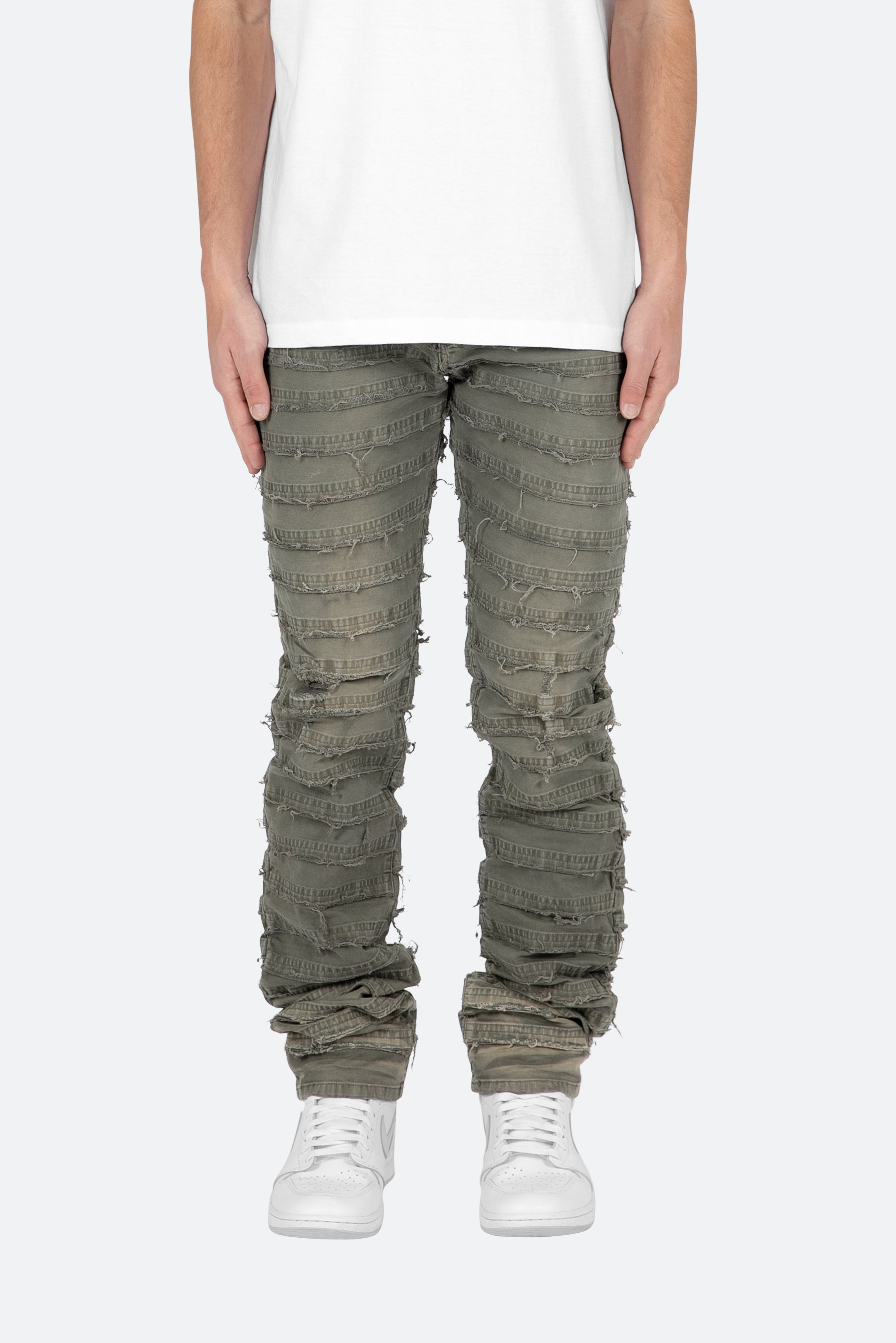 D429 Mummy Denim - Grey | mnml | shop now