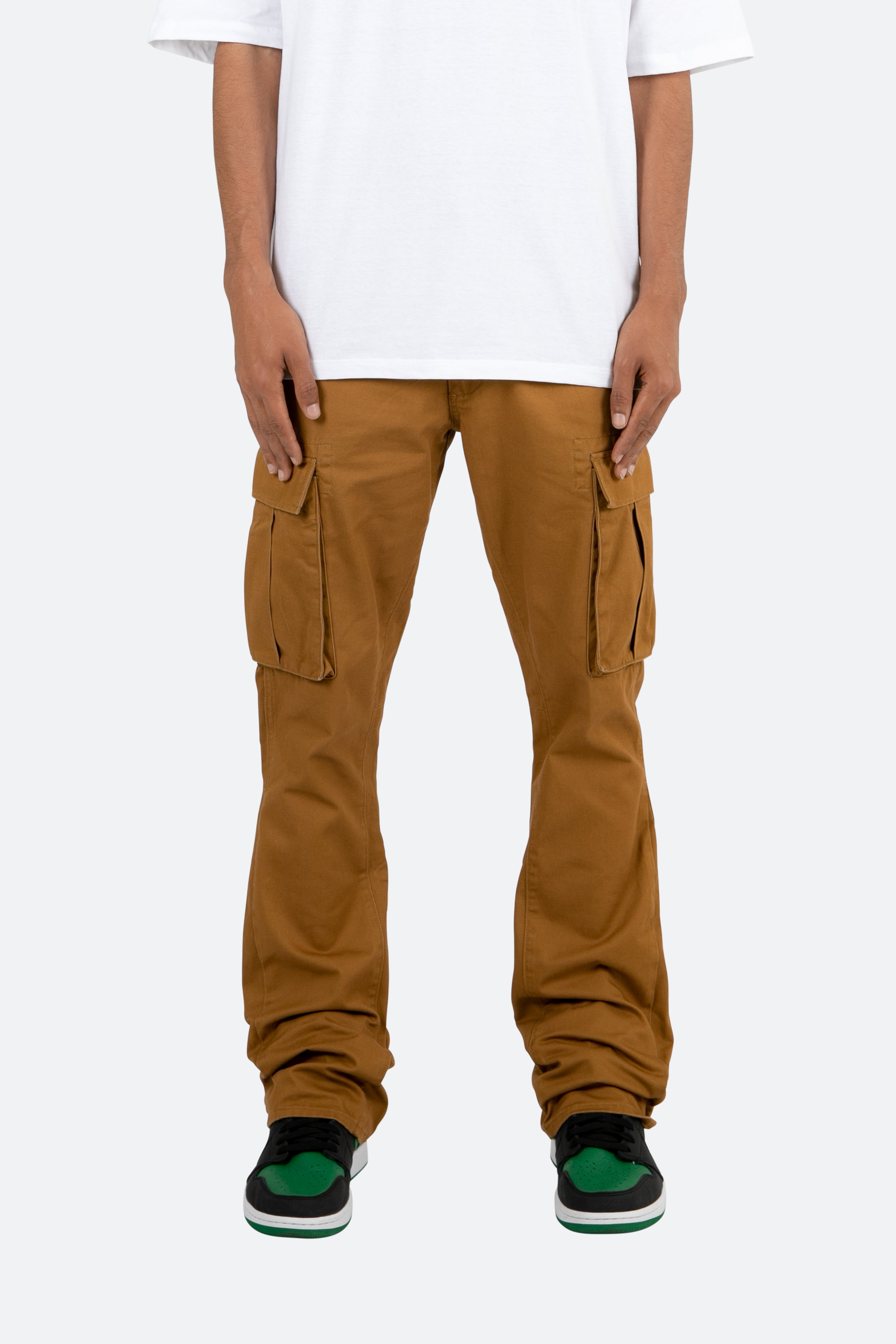 Vintage Corduroy Cargo Pants - Brown | mnml | shop now