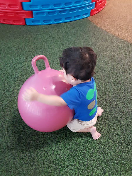 BYKidO Moments: Mummy L & Baby L Discover Hip Kids Club Playground!