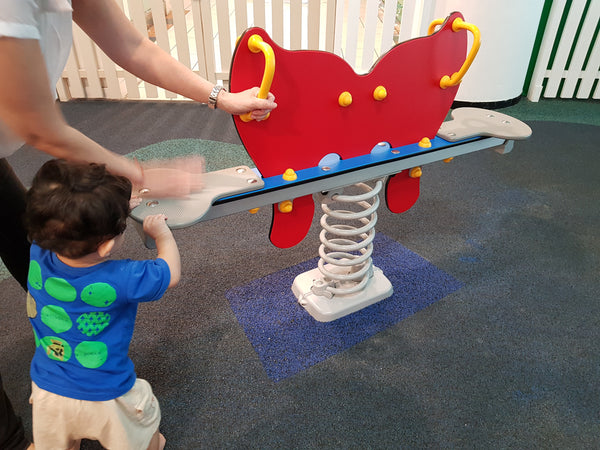 BYKidO Moments: Mummy L & Baby L Discover Hip Kids Club Playground!