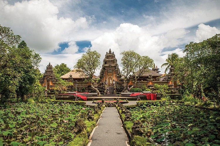 6 Short Family-Friendly Getaways from Singapore - Bali Pura Taman Saraswati Temple